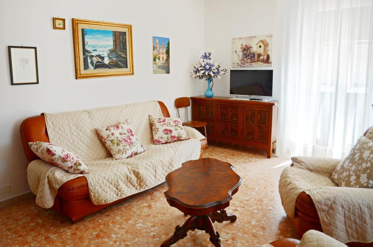 La Piazza - Appartamento Vacanze Piana Battolla Dış mekan fotoğraf